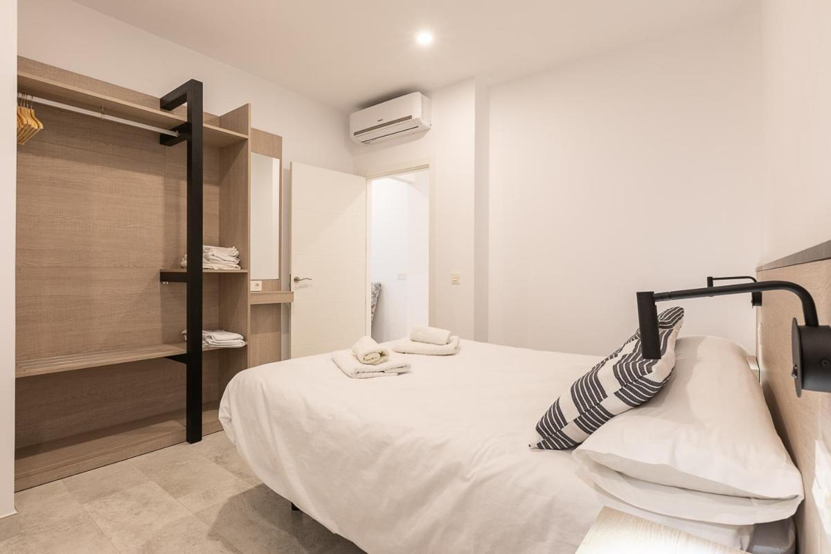 Apartamentos Guerrero 3 Torre Del Mar Bagian luar foto