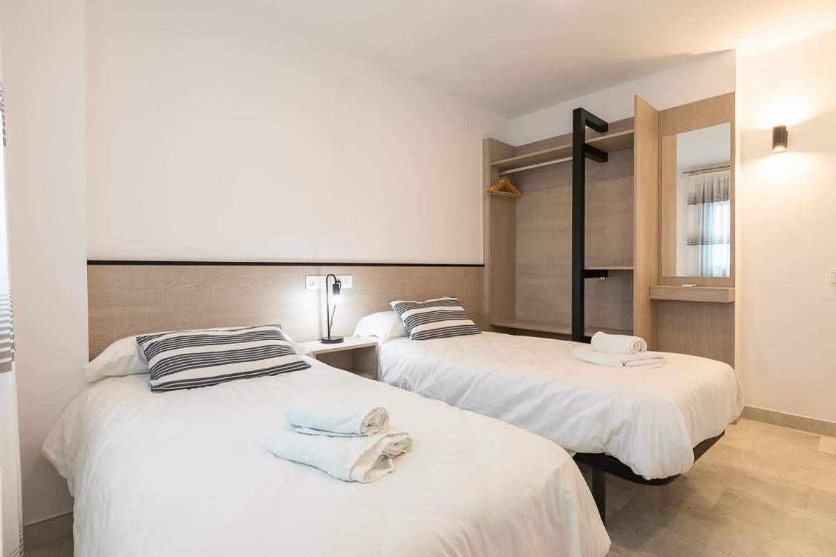 Apartamentos Guerrero 3 Torre Del Mar Bagian luar foto